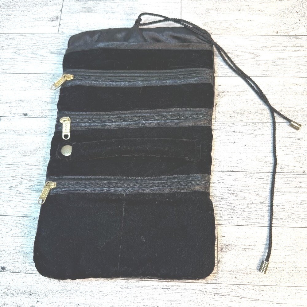 Totes Jewelry Roll Organizer Women OS Black Velvet Travel Case Padded Ring Bar